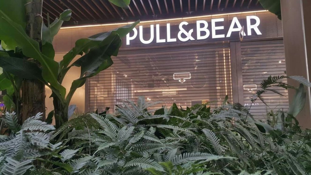 Pull and Bear
